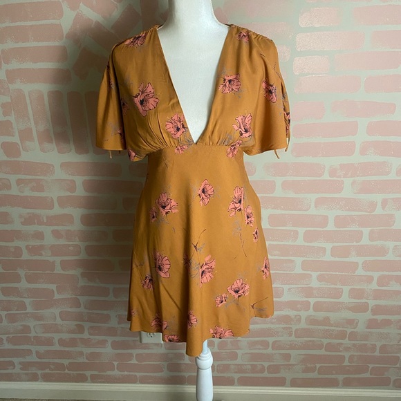 Free People Drapey Melanie Printed Mini Dress Mustard Floral 0 - Picture 4 of 10